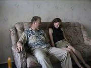 Дочь и мать трахают отца в жопу